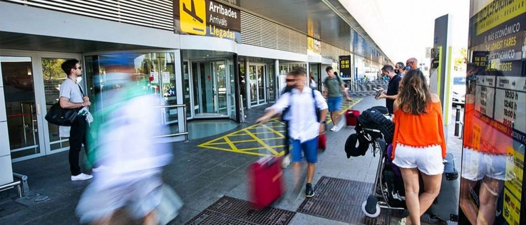 The British once again the main tourist contingent in Ibiza - choosing to book last minute