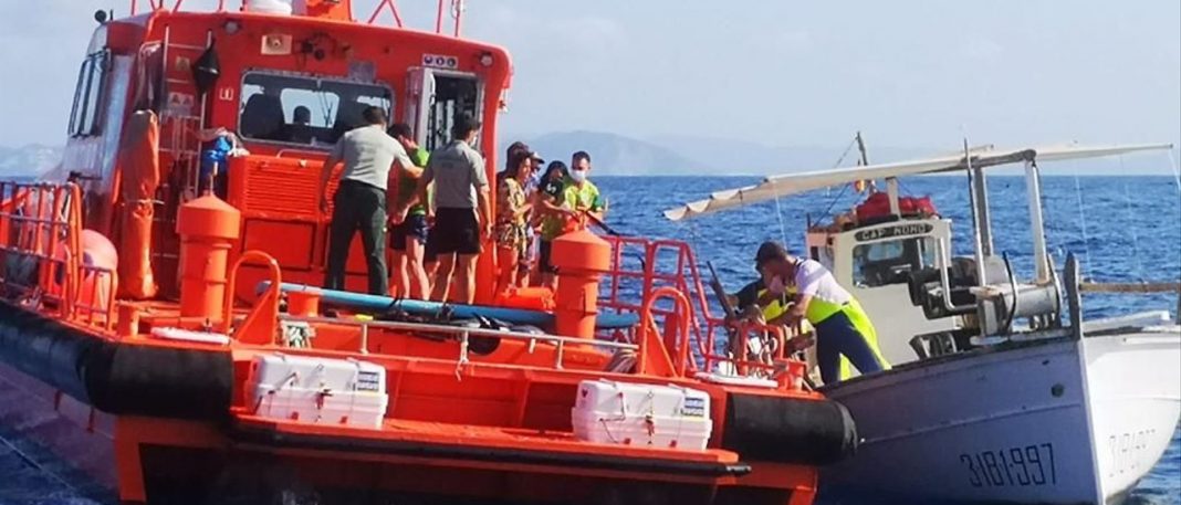 Five tourists rescued in Ibiza who spent a night clinging to a paddle surfboard, discharged from hospital