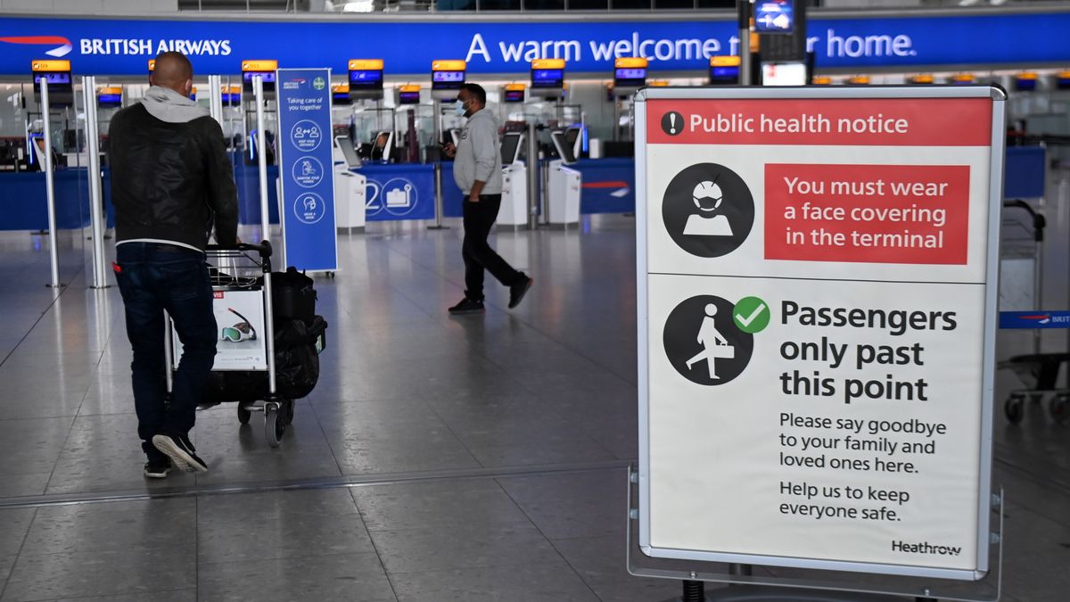 Inglaterra eliminará la cuarentena para viajeros vacunados de la UE y EEUU.