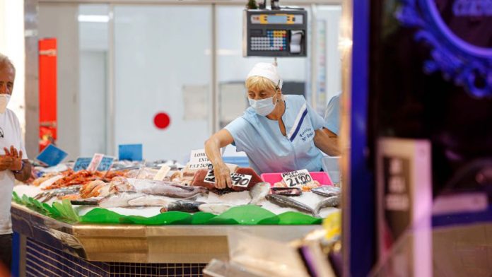 Mercat Nou: days of lobster and caviar Mercat Nou: days of lobster and caviar