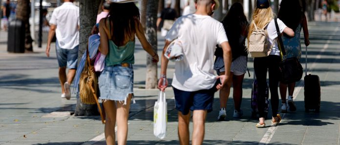 Confirmation of British amber traffic light pushes up tourist expectations in Ibiza