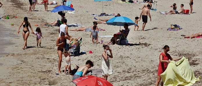 Covid incidence in Ibiza falls by 37% from its peak at the end of July