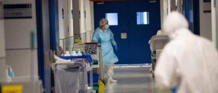 Positive covid cases in Ibiza and Formentera fall by 22% and hospital admissions by 15% in a week