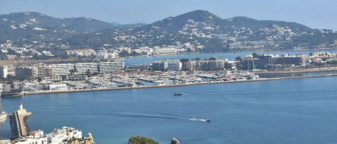 85 people evicted from a party at a venue on Ibiza's promenade
