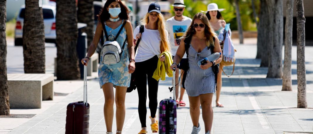 Tourists spend average of 55.8€ per night on accommodation in Ibiza