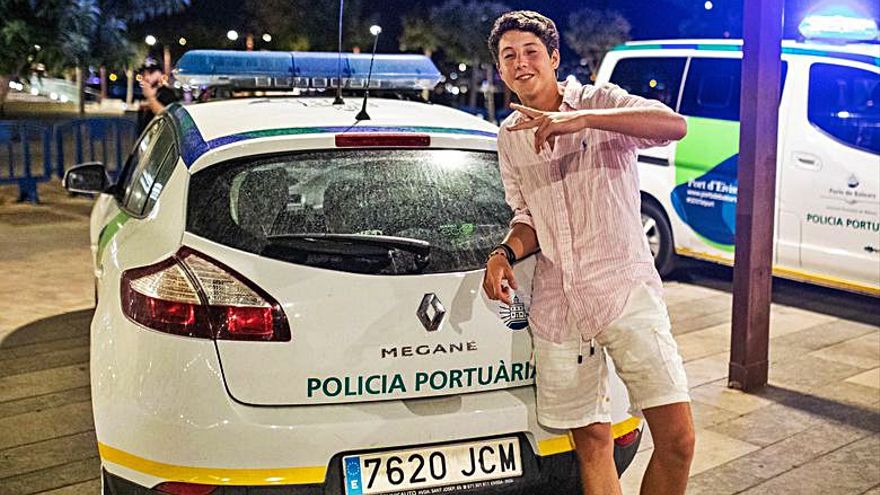 crowds and parties every day in the port of ibiza after the closure of the bars 1 – Diario de Ibiza News