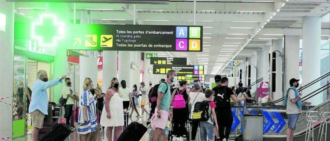 Ibiza and Formentera lead the recovery of the Balearic economy