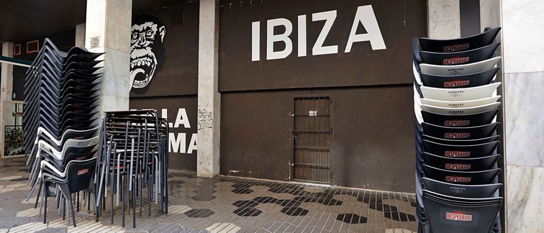 Ibiza's pubs and music bars call on the Govern to return to normality
