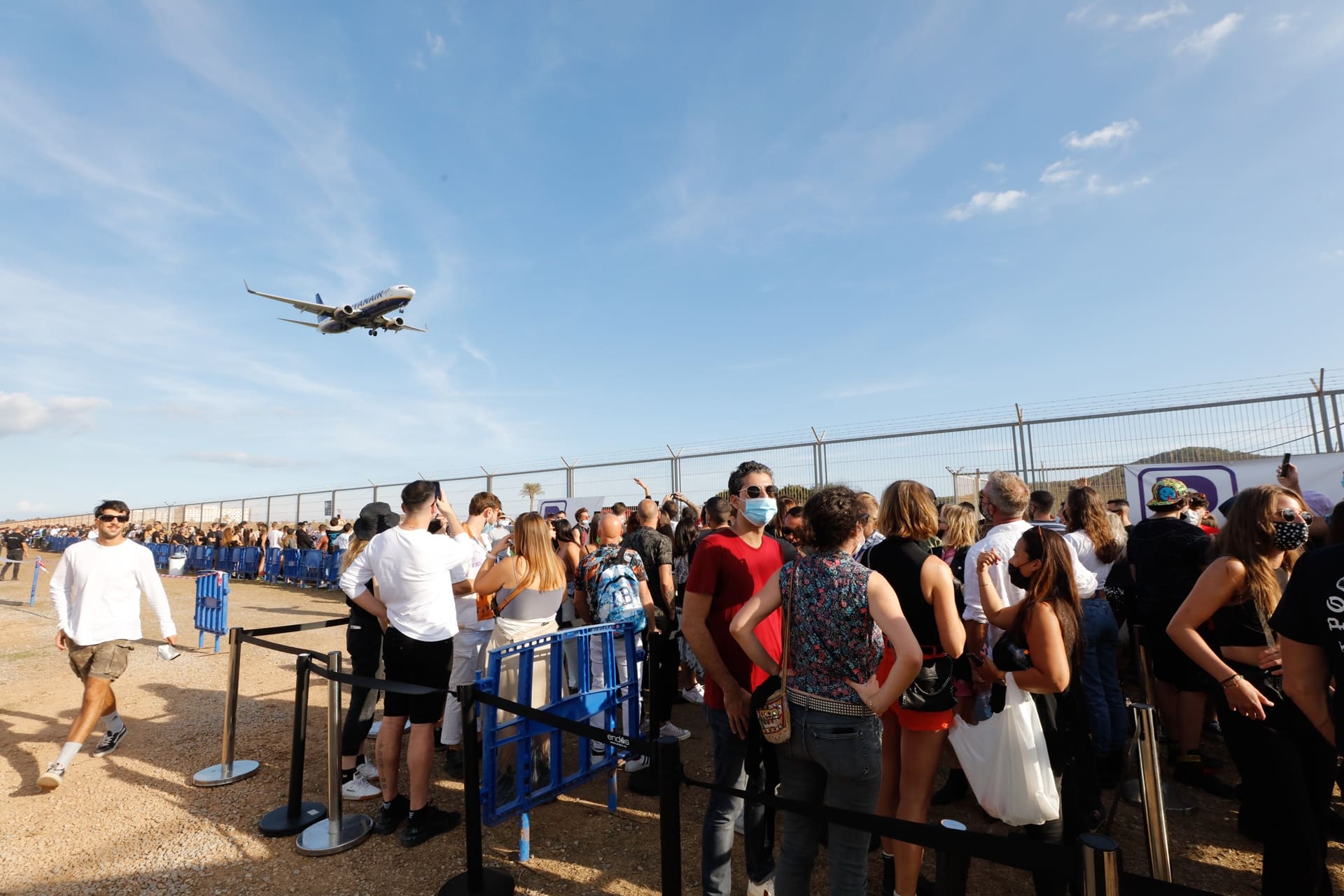 Controls and sanctions on the closing of nightclubs