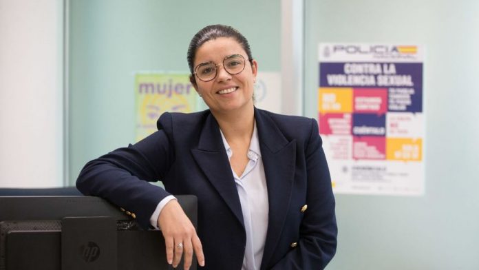 Jimena López: "Abuse is like a stalactite that forms drop by drop"