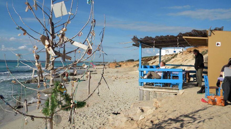Formentera's eight beach kiosks to be dismantled on December 31st