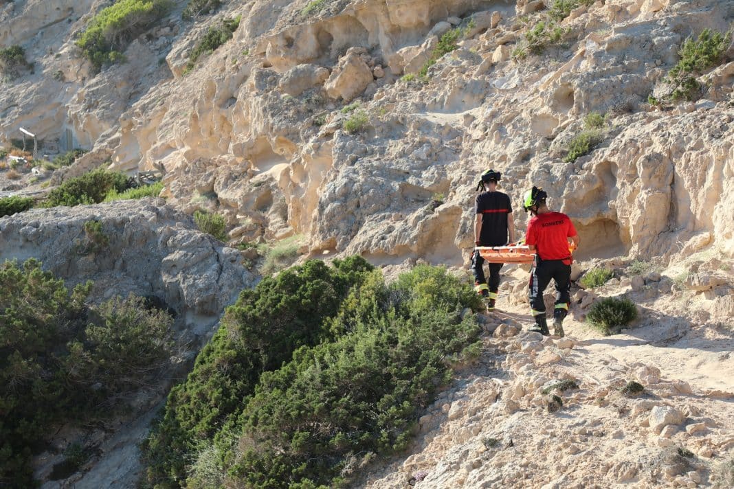 Bodies found in Formentera are of two young migrants, according to their families