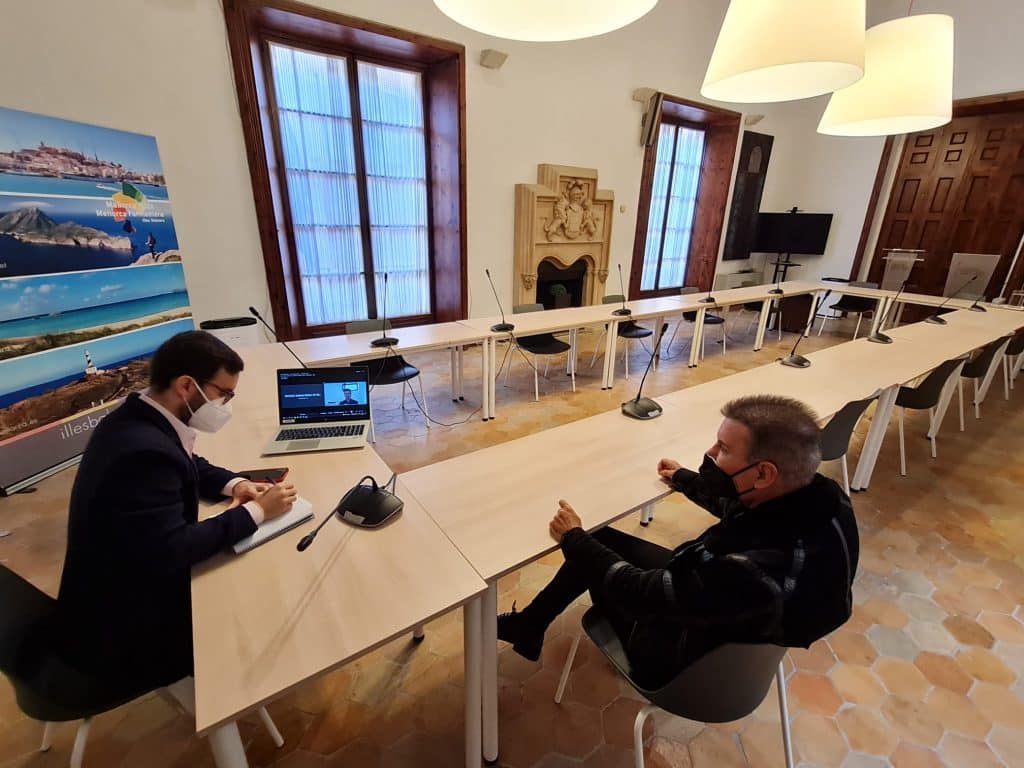 Meeting between representatives of the Government and the nightlife – Diario de Ibiza News The government does not rule out closing down all nightlife after multiple gatherings without control measures in Mallorca