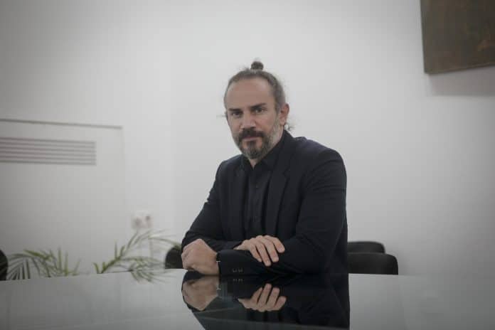 "We should regulate rent prices throughout the Balearic Islands," claims Eduardo Robsy