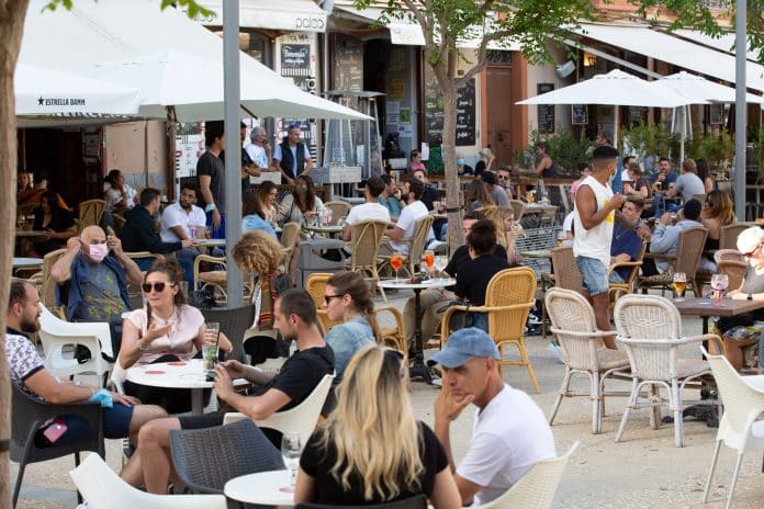 Ibiza: no more more "covid" terraces