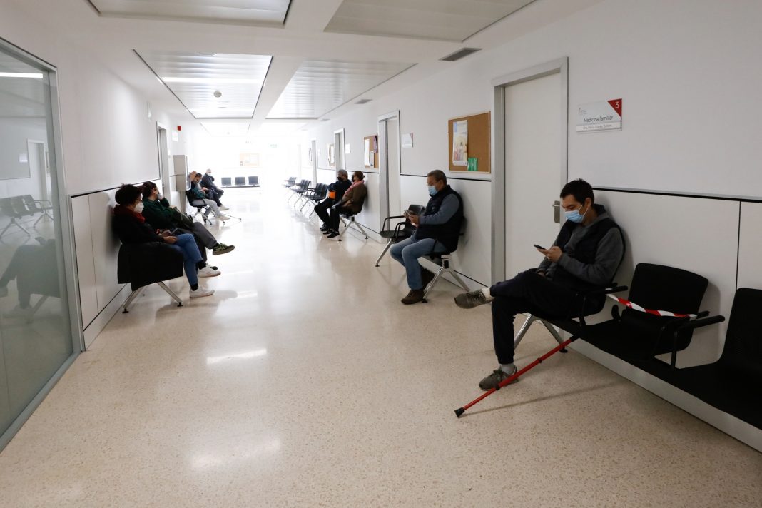 Ibiza's health centers are at capacity due to covid contagions and sick leave for medical staff
