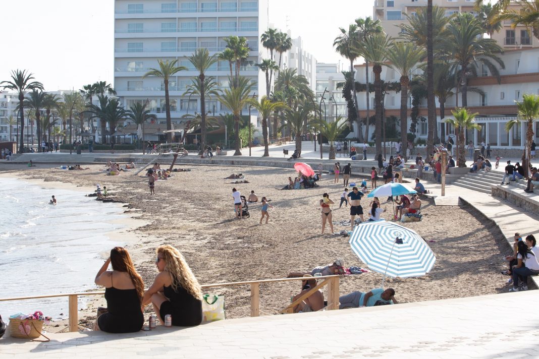 In 2021, Ibiza had an average of 58,046 jobs, 10% fewer than in 2019