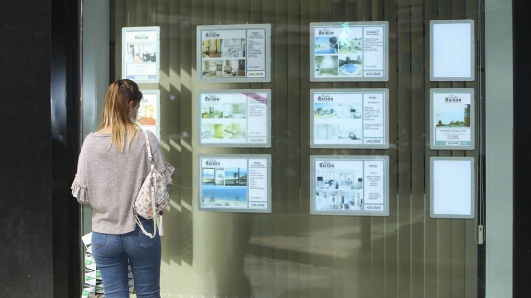 How much do you need to save to buy an 80m2 apartment on Ibiza?
