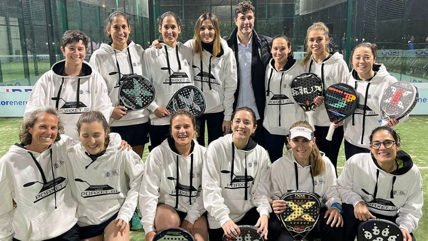 The Ibiza Women's Indoor Padel team secures position in First Division