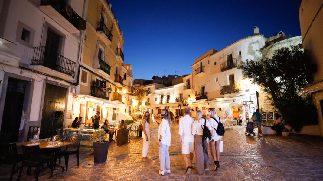 Discover Ibiza : the best things to see and do on Ibiza in 3 days
