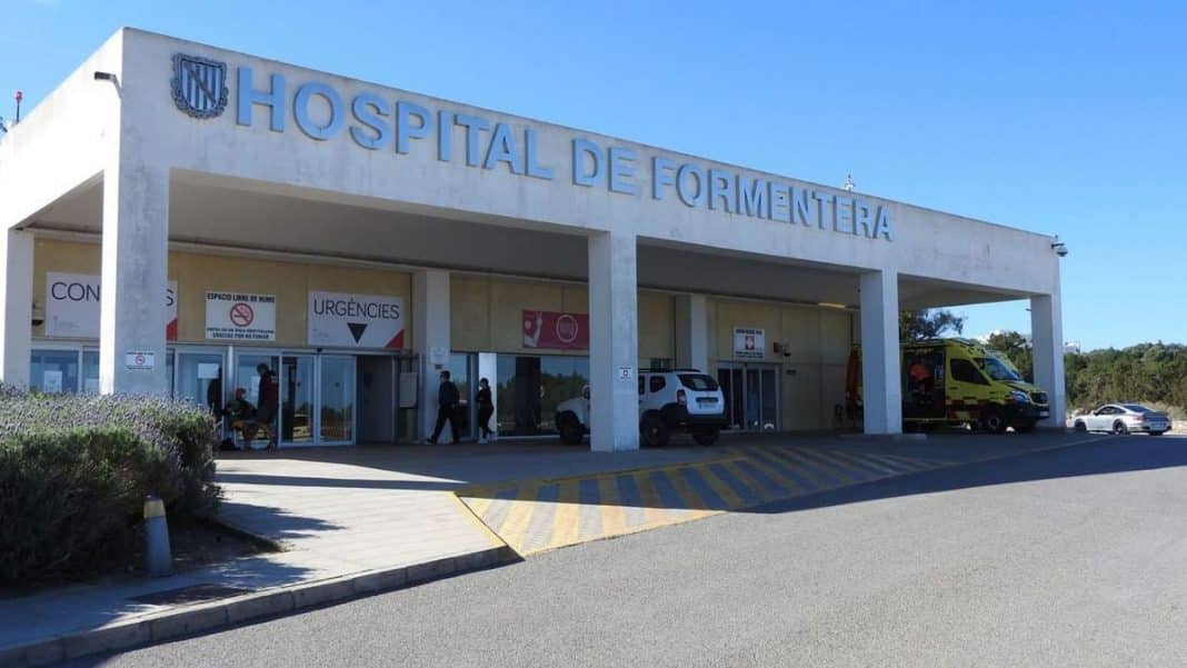 The Formentera Hospital is reinforced with 10 professionals for summer