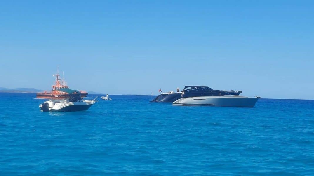 Salvamento Marítimo confused by a smoke machine at a boat party on Formentera