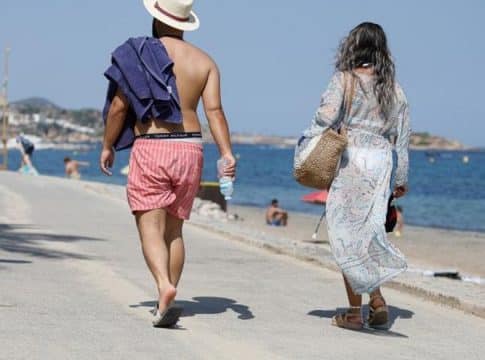 Heat wave on Ibiza: Fever and vomiting, first symptoms of heat stroke