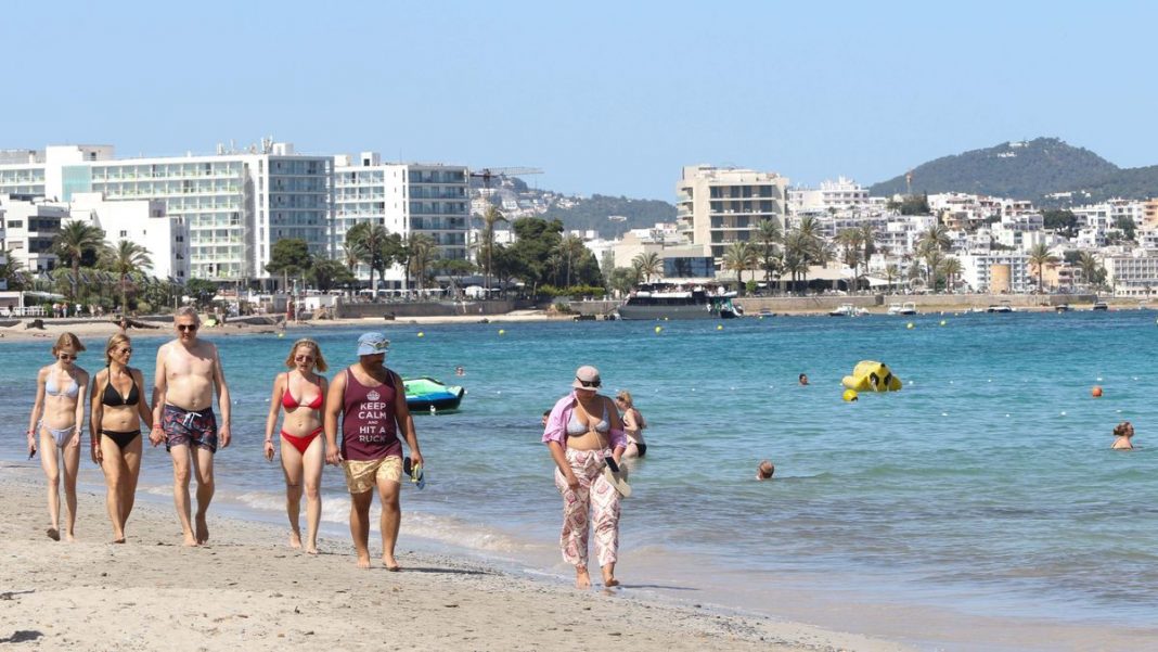 The current heat wave may last beyond Monday on Ibiza and Formentera