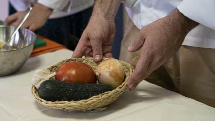Cooking on Ibiza: watermelon gazpacho 'Masterclass' and cheese from the island