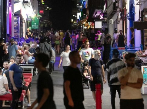 Nightlife in West End: while some comply, others break the law on Ibiza