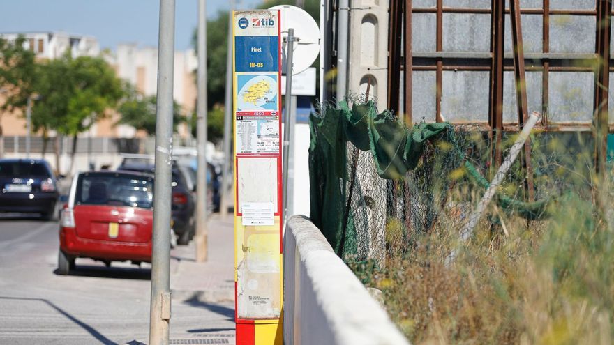 Transport on Ibiza: Packed like sardines in a can on bus line 9