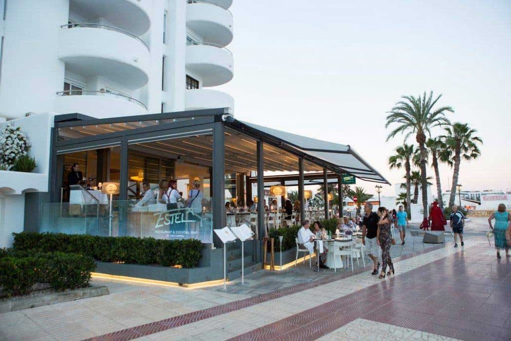 Estel is located on the promenade at Santa Eulària.