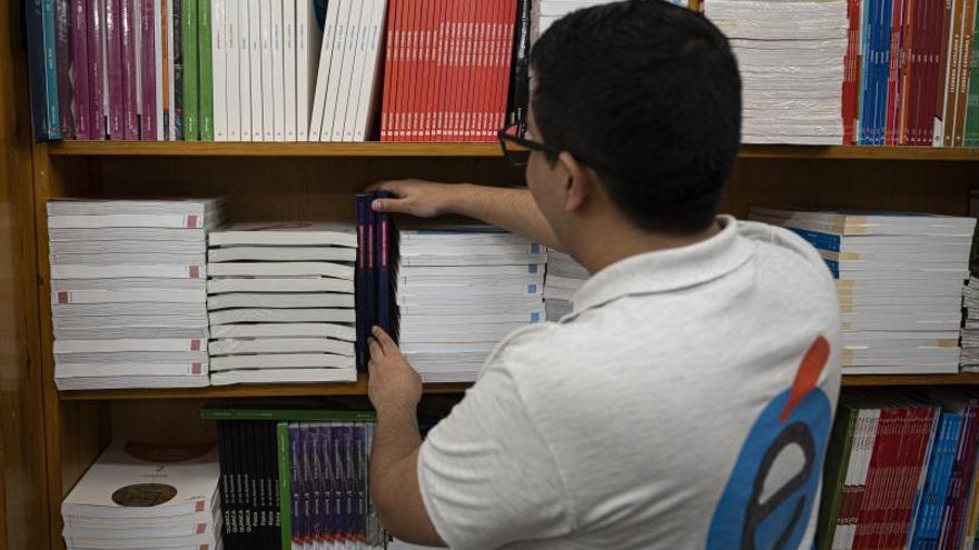 The cost of September arrives at Ibiza's bookstores