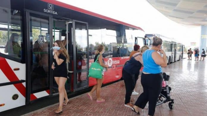 The Consell de Ibiza foresees 6,500 new free bus service users The Consell de Ibiza foresees 6,500 new free bus service users