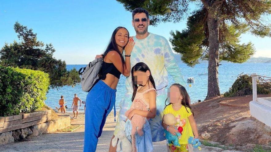 Melendi, vacations with family on Ibiza
