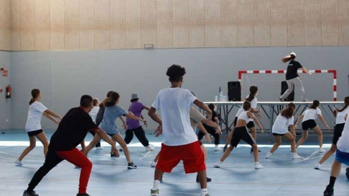 Urban dance against cancer on Ibiza