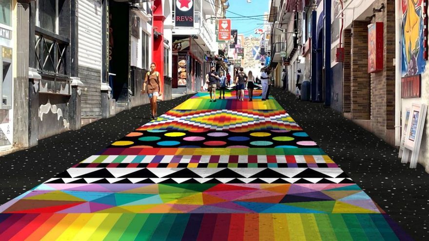 The mayor of Sant Antoni decides to paint the ground of West End with an Okuda work: 