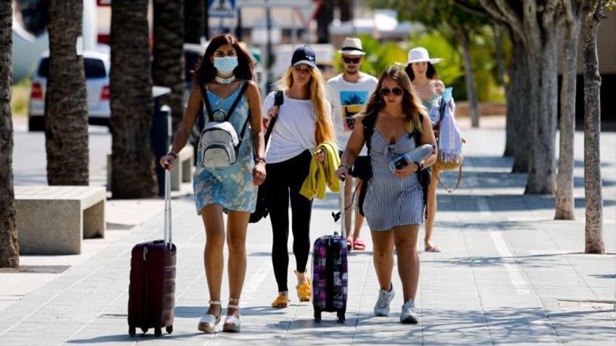 Ibiza and Formentera beat the tourist spending record in August with 733 million euros