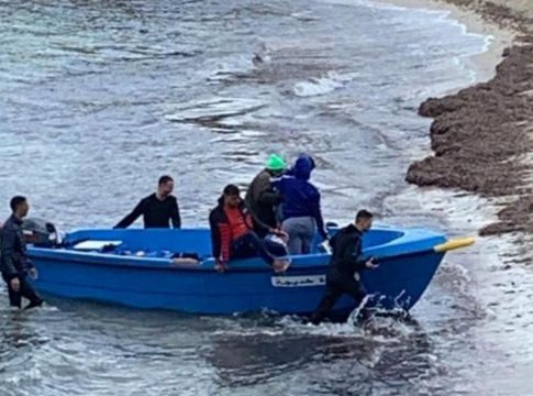 3 skiffs with a total of 35 migrants arrive on Formentera