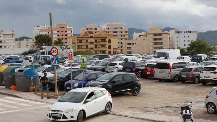 Judge considers that the illegal parking at ses Variades has been resolved despite it continuing to function