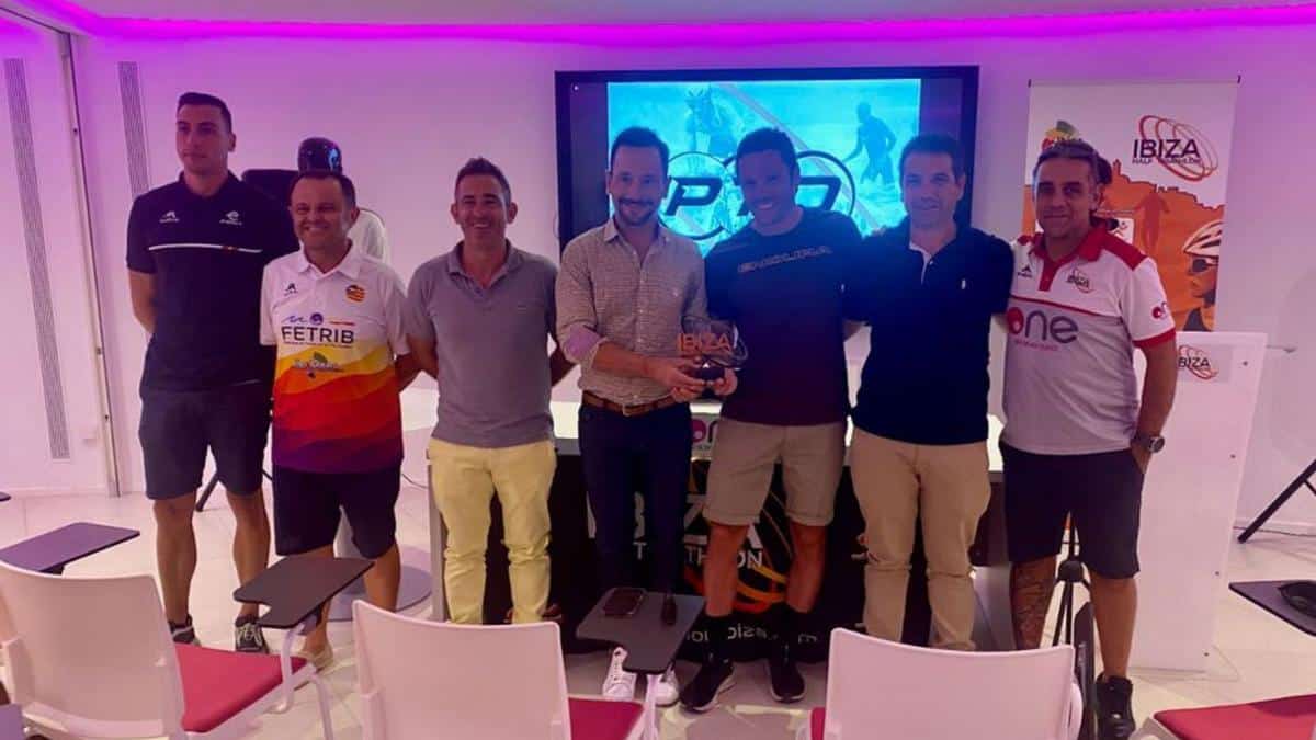 Imagen Del Acto De Presentaciã³N Del Ibiza Half Triathlon. | D.i.