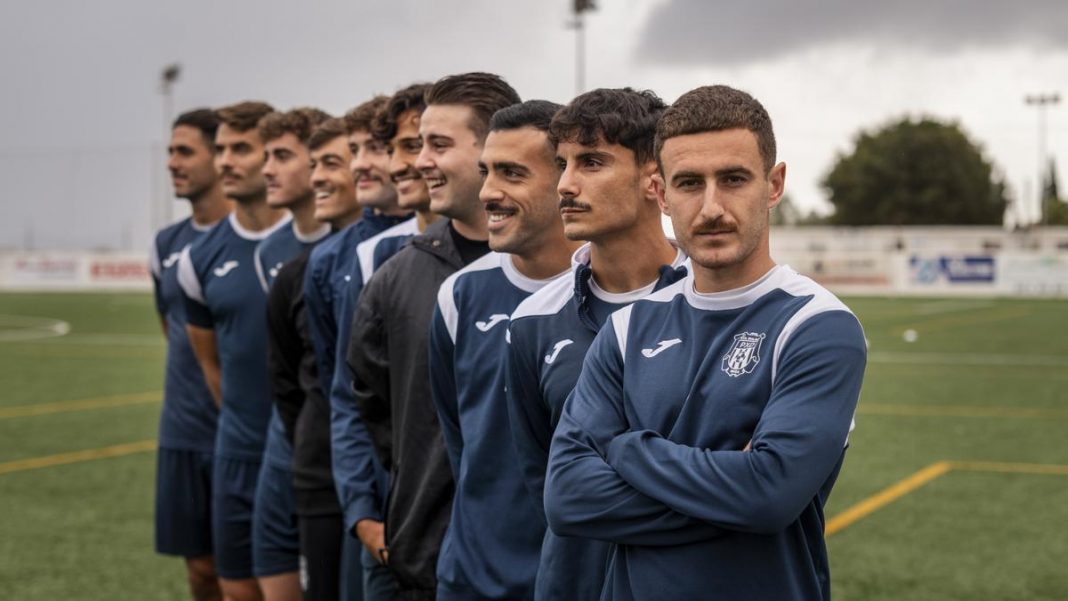 Movember: Peña Deportiva players grow mustaches for a good cause