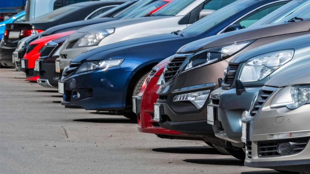 The average price of used vehicles is close to 20,000 euros.