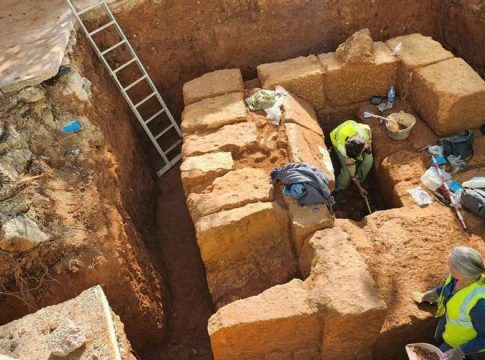 Archaeologists find ashes in the Roman funerary monument of Isidor Macabich on Ibiza