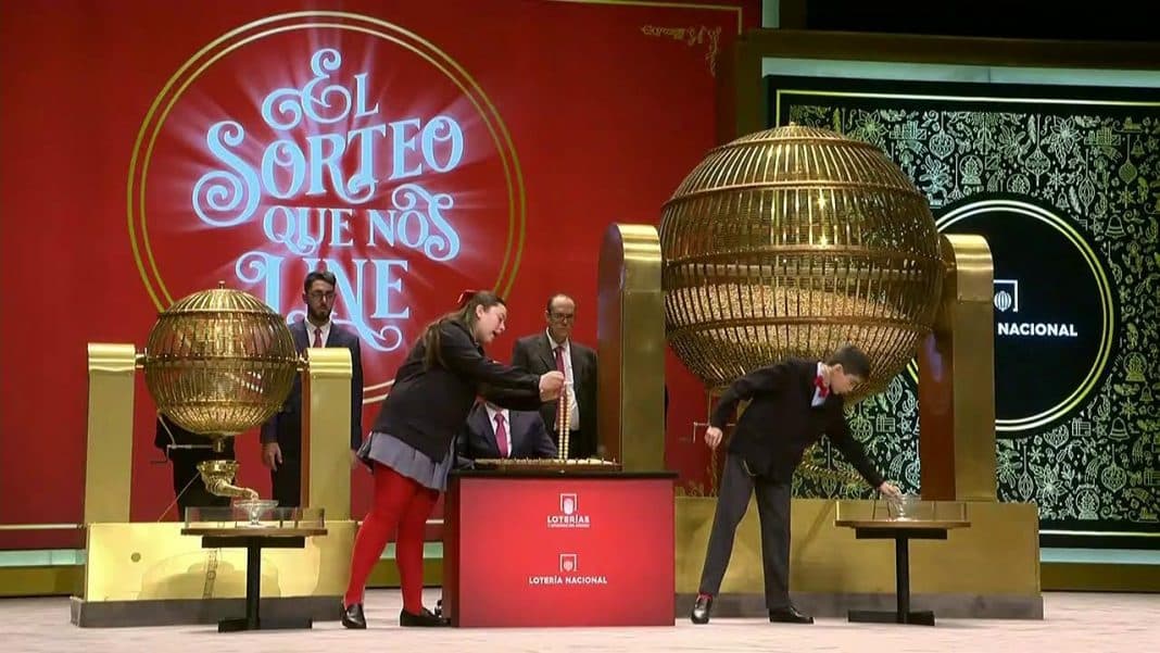 Today the Christmas Lottery will distribute 2.52 billion euros in prizes, 112 million more than in 2021.