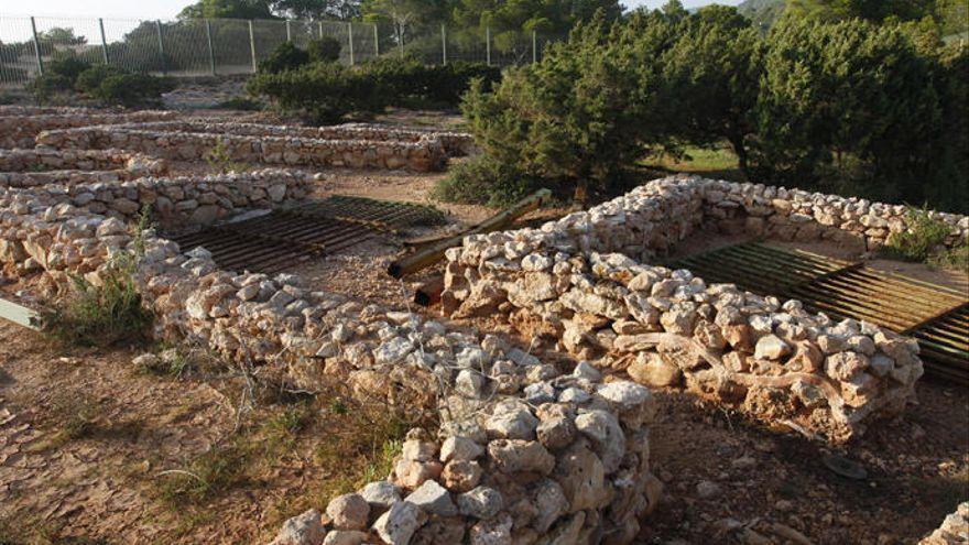 A stroll through Ibiza's archaeological sites