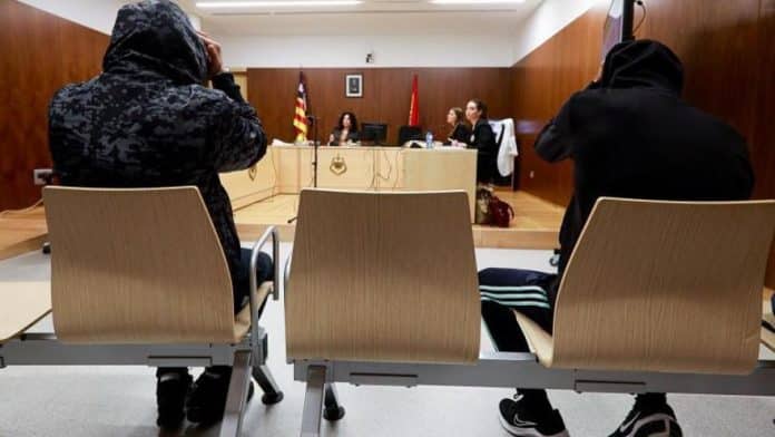 Perpetrators of the fire that destroyed judicial archives on Ibiza sentenced to 4 years in prison Perpetrators of the fire that destroyed judicial archives on Ibiza sentenced to 4 years in prison