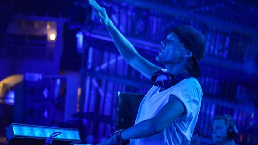 Video | Previously unreleased footage of Avicii’s last performance in Ibiza