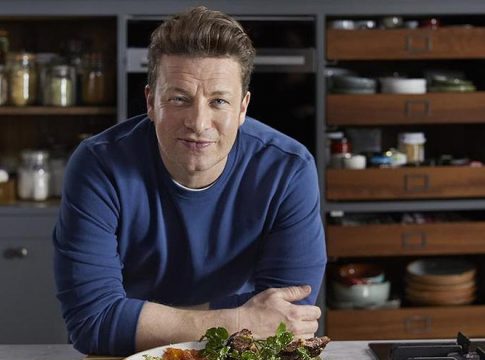 Jamie Oliver, the most famous British chef, criticized for his recipes for poor people