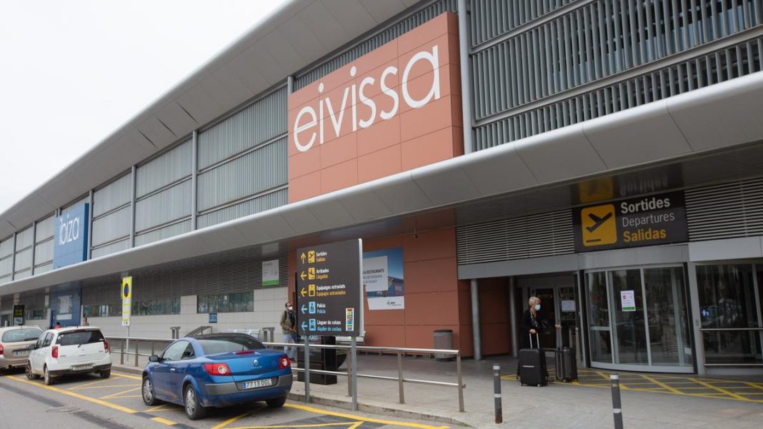 Fog at Son Sant Joan causes delays and cancellations at Ibiza airport